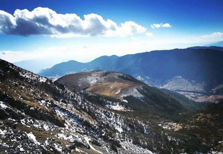 麗江玉龍雪山徒步登山攻略